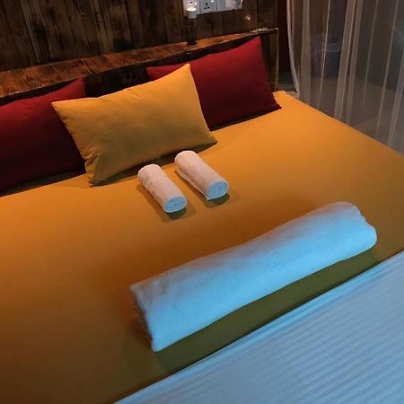 La Pinchi " Pinchi'S Bed " Hotel Gampola Luaran gambar